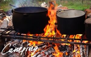 火加減調節でキャンプ料理の自由度が上がる！3段焚き火台のおすすめ