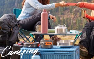 重いものも置ける耐荷重20kg以上！おすすめのキャンプ用品ミニテーブル