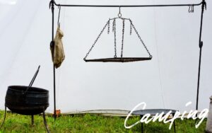 キャンプで活躍間違いなし！おしゃれでコンパクトなおすすめハンガー