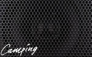 お手入れも簡単で熱い鍋がそのまま置ける！キャンプで使えるメッシュテーブルのおすすめ