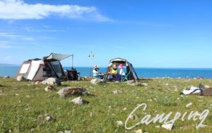 砂や風対策がバッチリなビーチテントで海キャンプをもっと快適に！