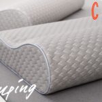 これで肩こりスッキリ！枕の理想の高さと素材で叶える究極の睡眠術